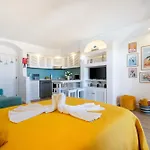 New! Perfect With Swimming Pool דירה