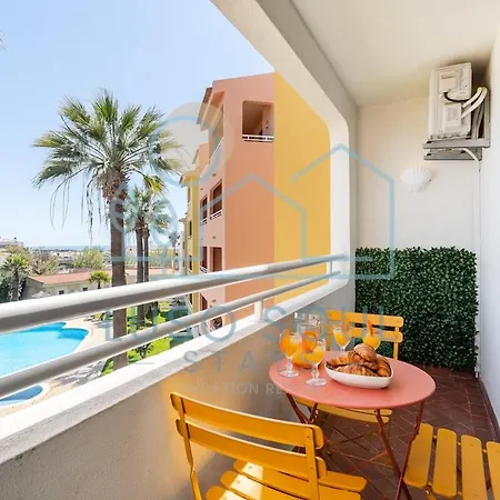 New! Perfect With Swimming Pool Apartment Albufeira