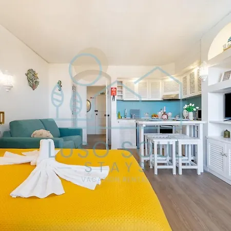 New! Perfect With Swimming Pool Apartment *