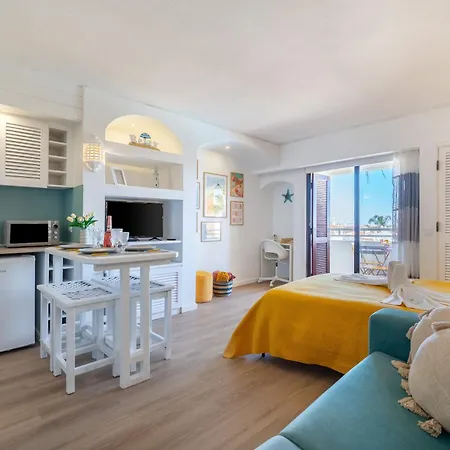 New! Perfect With Swimming Pool Apartment Albufeira