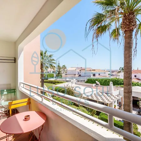 New! Perfect With Swimming Pool Albufeira